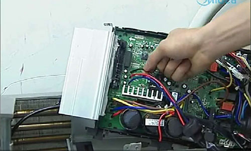 龙安美的空调电话是多少