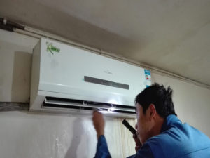 龙安格力空调电话是多少